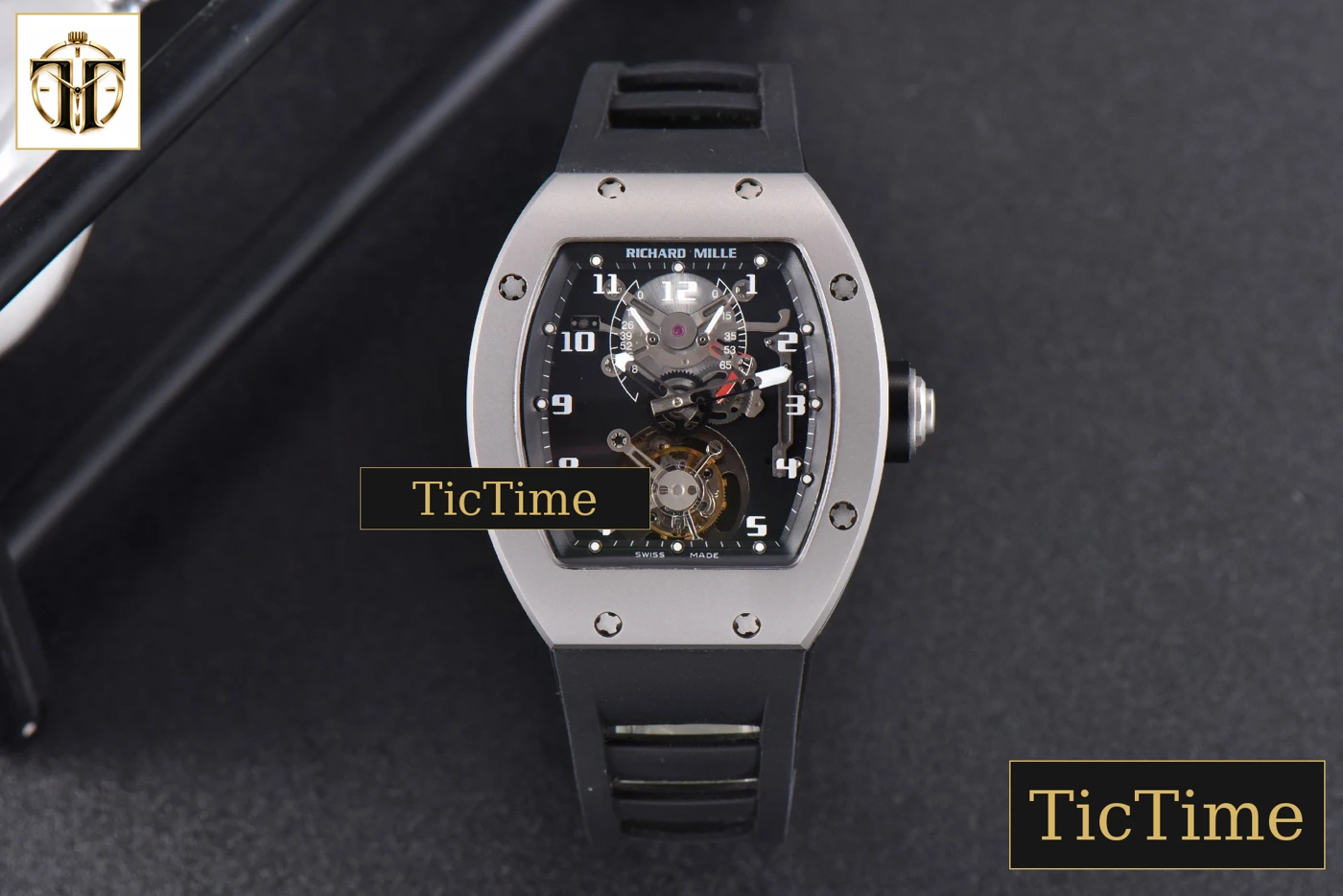 Vista frontal — Tourbillon RM001 47mm JBF Titanium Black Skeleton Dial Black Rubber Strap