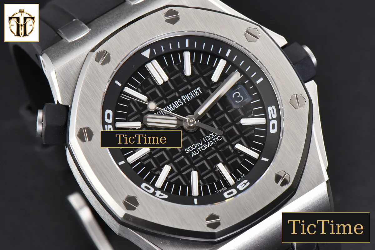 Royal Oak Offshore Diver 15710 42mm APSF Black Dial Black Rubber Strap SA3120 — foto 12