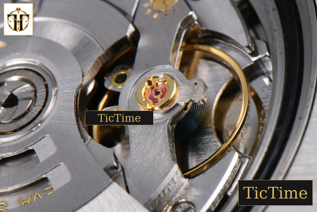 GMT Master II GRNR 904L 126710 40mm GMF Black/Gray Bezel Black Dial Jubilee Bracelet VR3285 — foto 30
