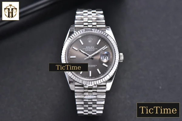 Foto frontal — DateJust 904 126334 41mm ARF SS Gray Dial Lume Markers Jubilee Bracelet VR3235
