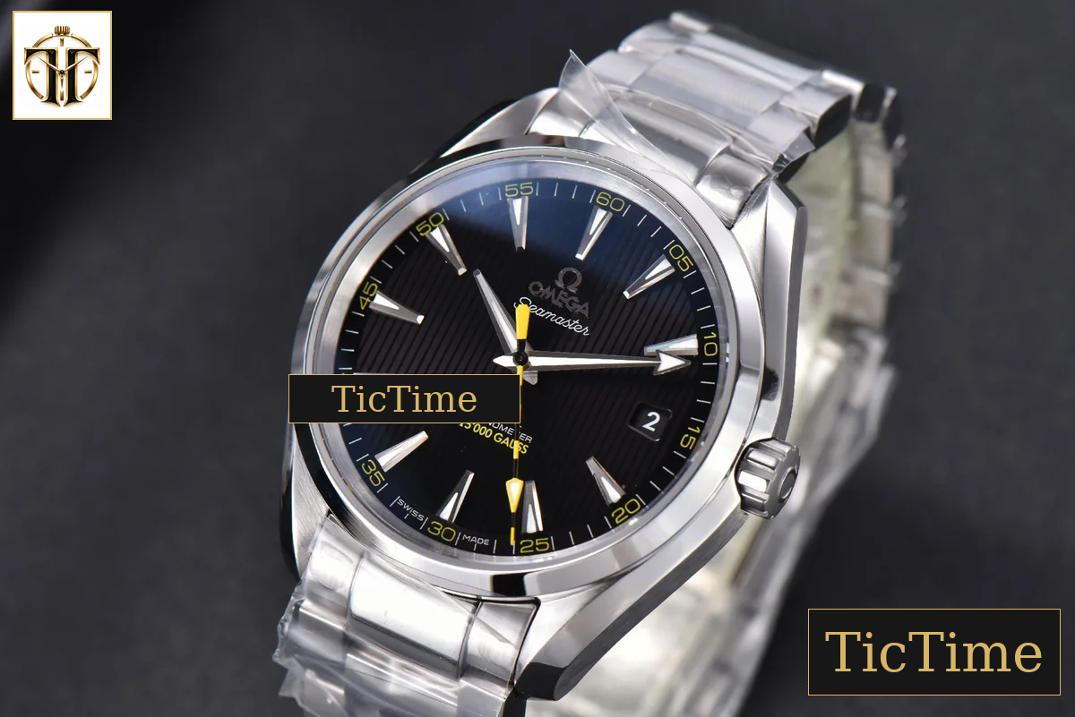 Aqua Terra 150M 41mm VSF Black Textured Dial Bumble Bee SS Bracelet A8500 — foto 5