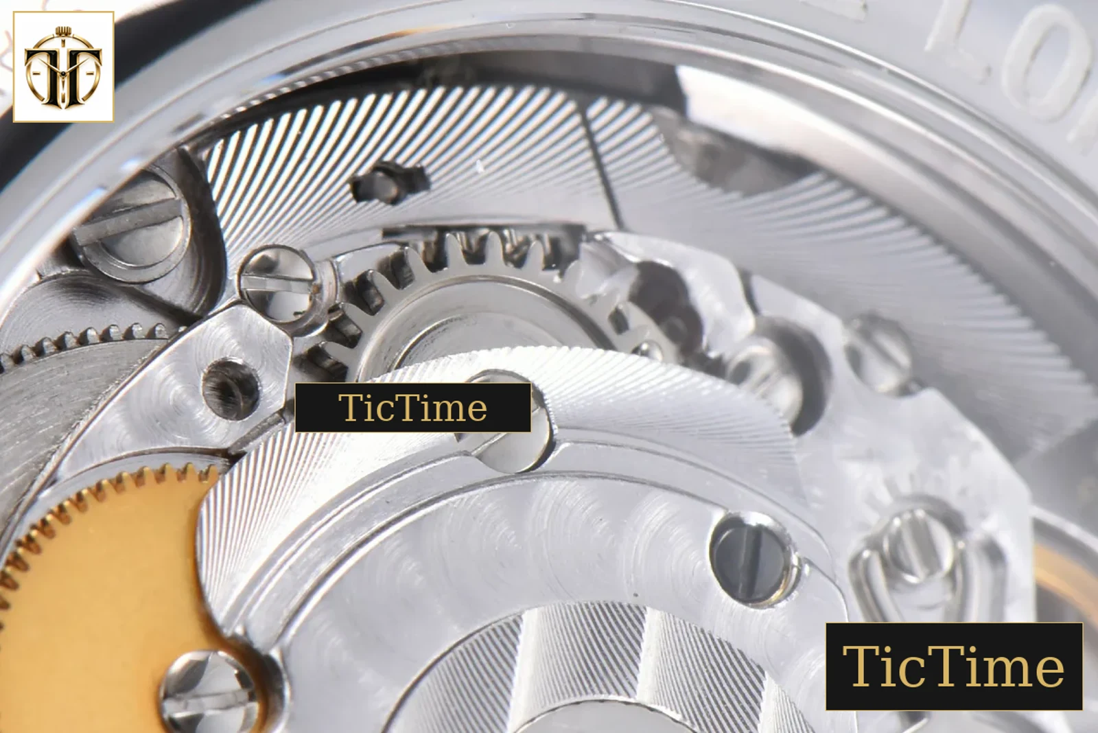 Master Automatic 40mm LGF White Dial Leather Strap — foto 22
