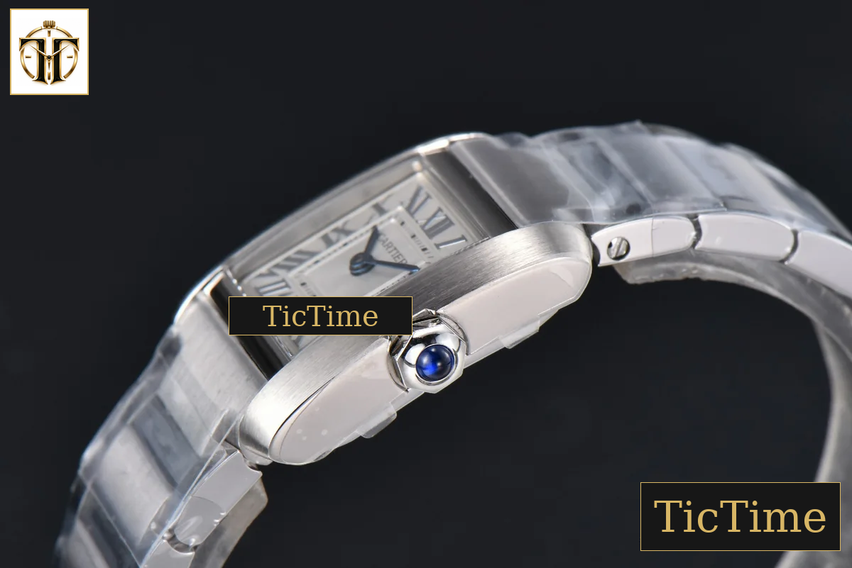 Tank Francaise Small 25.7mmx21.2mm 8848F SS Bracelet Quartz — foto 10