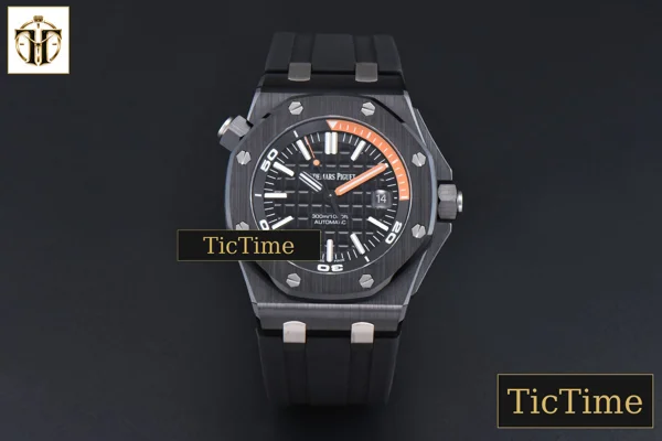 Foto frontal — Royal Oak Offshore Diver 15707 42mm ZF Black Ceramic Black Dial Rubber Strap A3120