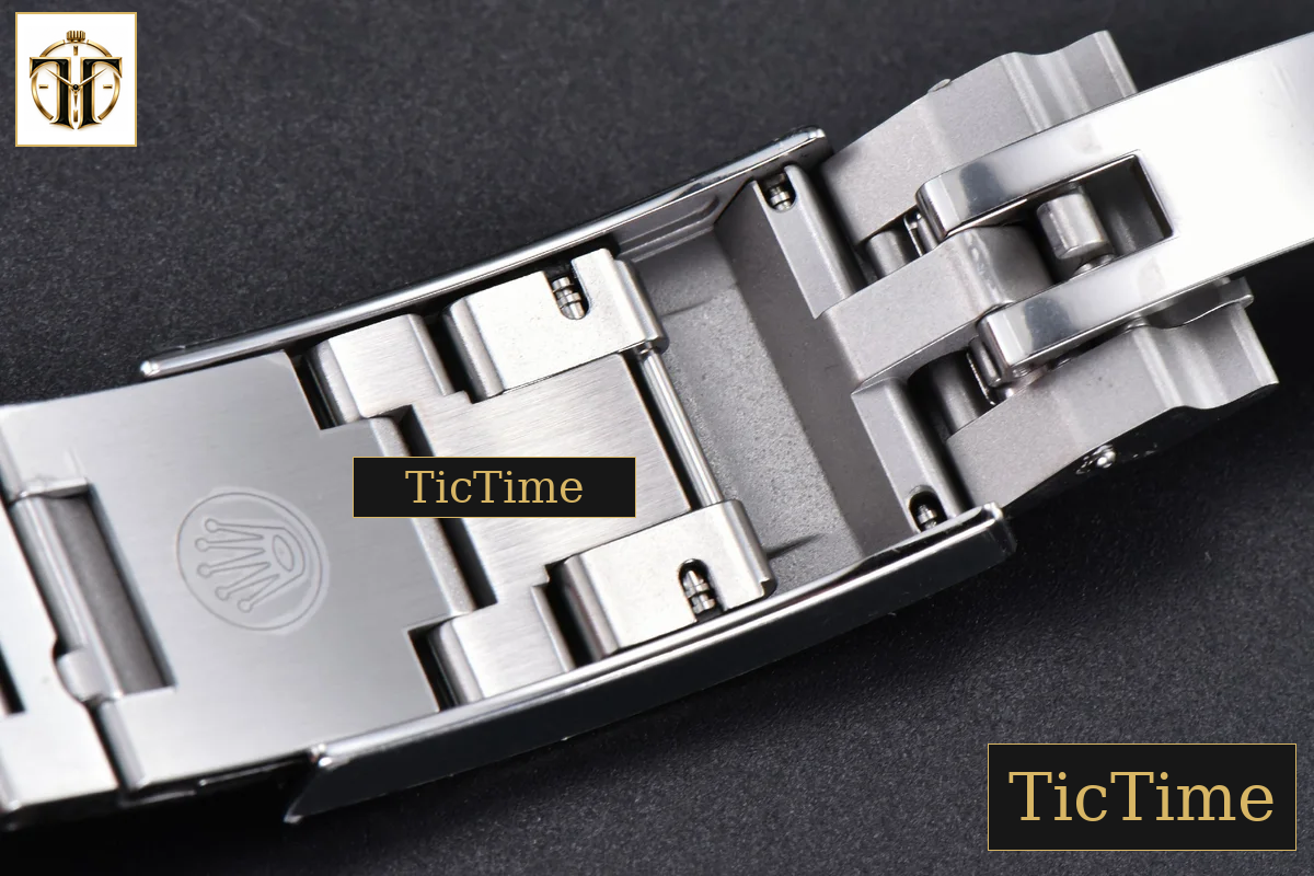 Sea-Dweller 126600 43mm Clean Factory Black Ceramic ‘Red Text’ SS Bracelet VR3235 — foto 31