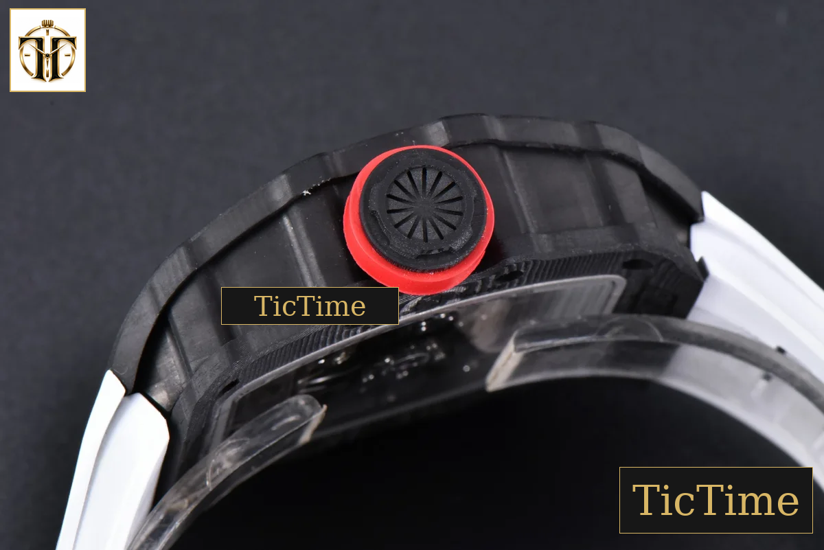 RM035-02 42mm T+F Black Forged Carbon Skeleton Dial Red Crown White Rubber Strap RMUL2 — foto 14