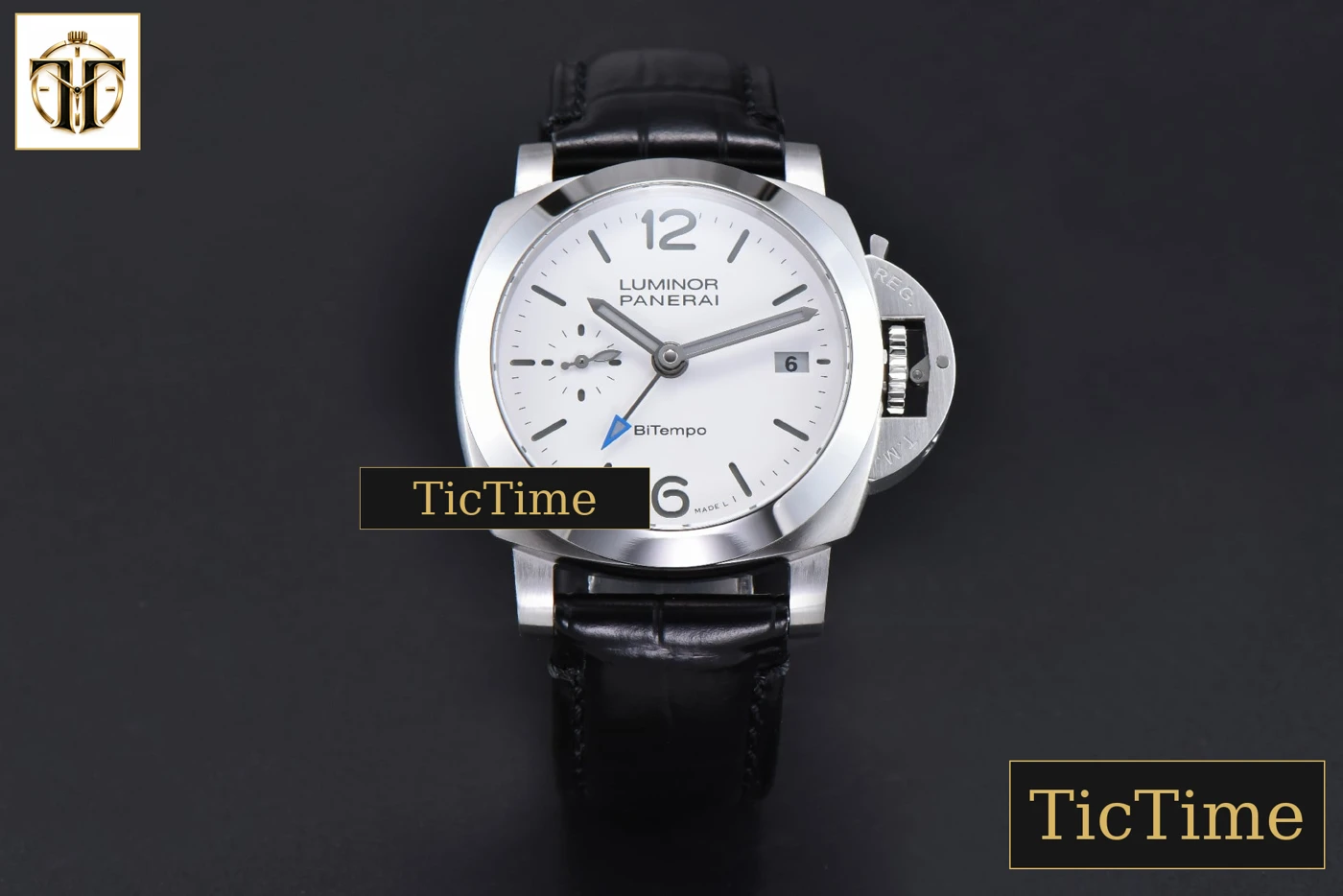 Vista frontal — Luminor Quaranta BiTempo PAM1367 40mm VSF White Dial Leather Strap P900