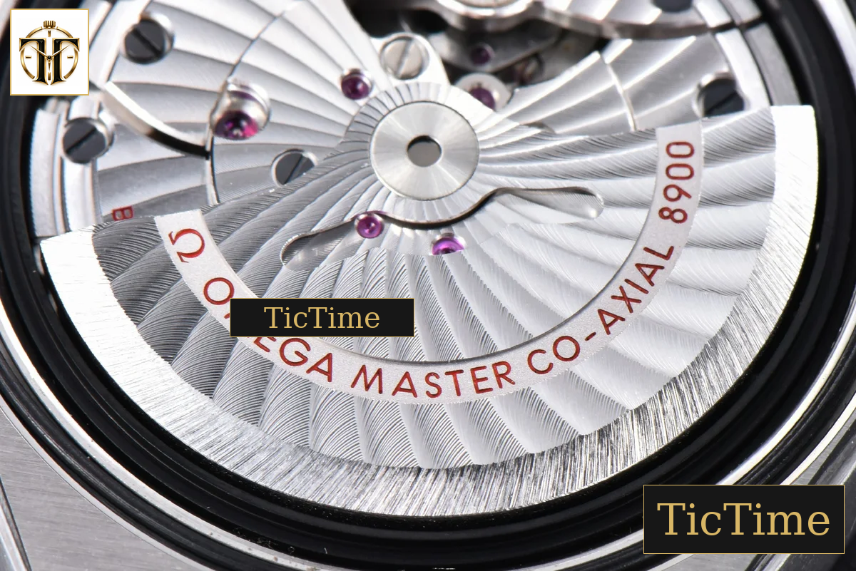 Constellation 41mm VSF Black Dial Black Black/Silver Bezel Gummy Strap A8900 — foto 18