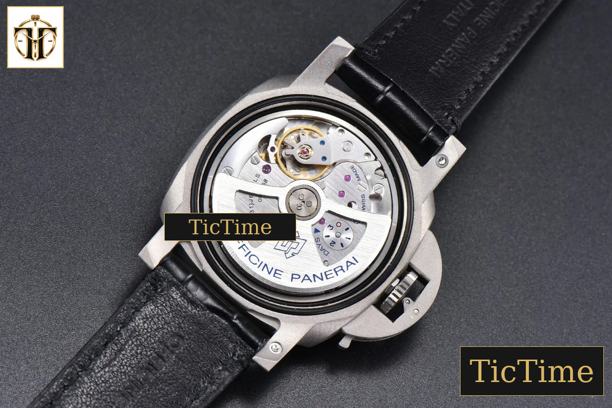 Luminor GMT PAM1096 42mm VSF Titanium Black Dial Black Leather Strap P9011 — foto 26