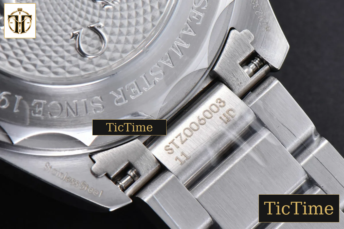Aqua Terra 150m GMT Worldtimer 43mm VSF Ice Blue Dial SS Bracelet A8938 — foto 15