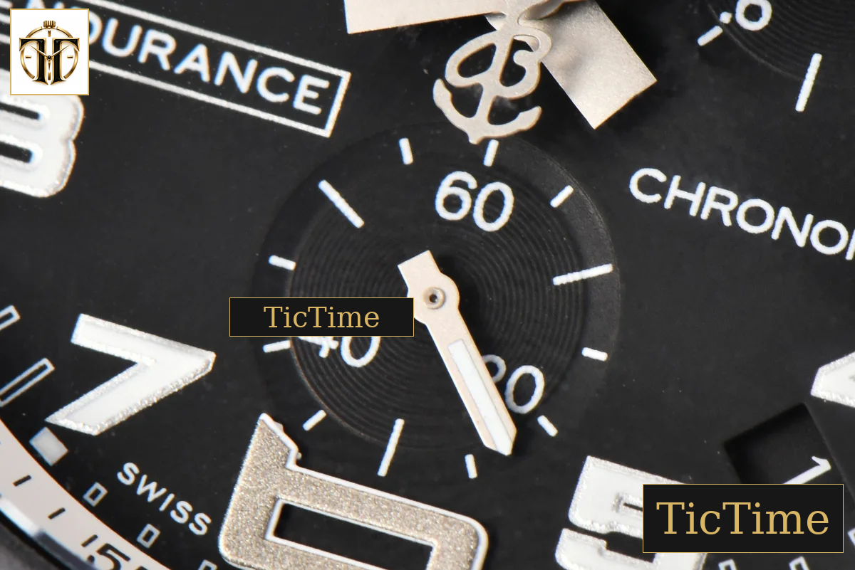 Endurance Pro 44mm OF White Chronometer Dial White Rubber Strap Swiss Quartz — foto 10