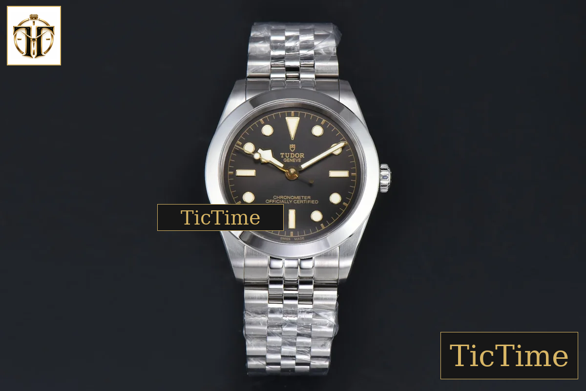 Heritage Black Bay Anthracite 39mm KRF Black Dial SS Bracelet A2824 — foto 2