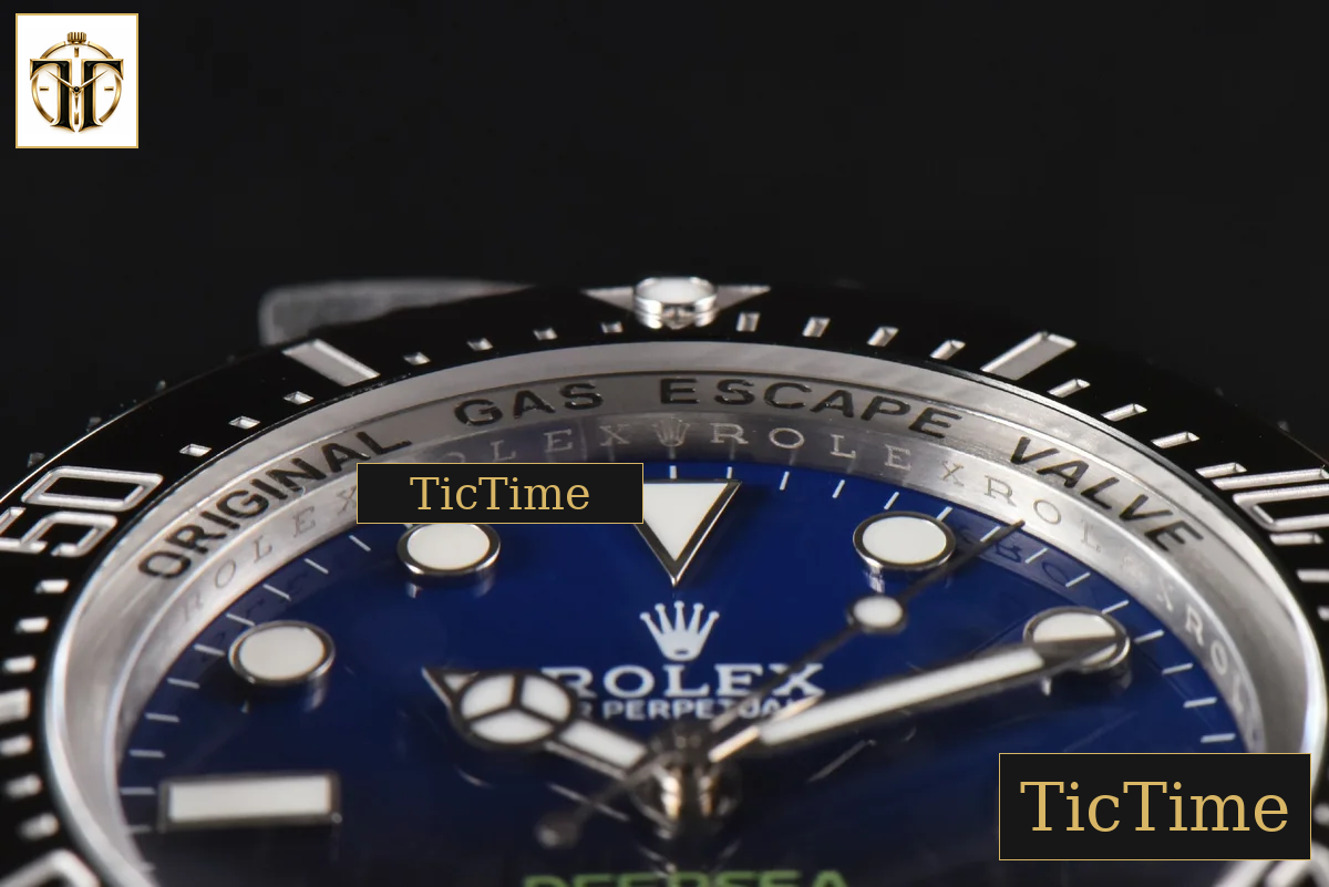 Sea-Dweller ‘D 126660 44mm CSF Blue’ Dial SS Bracelet VR3235 — foto 12
