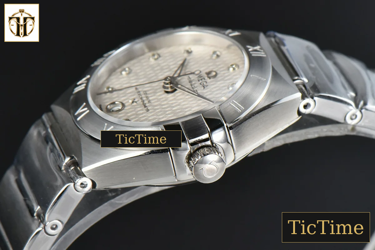 Constellation 29mm TWSF White Textured Dial SS Bracelet A8700 — foto 8