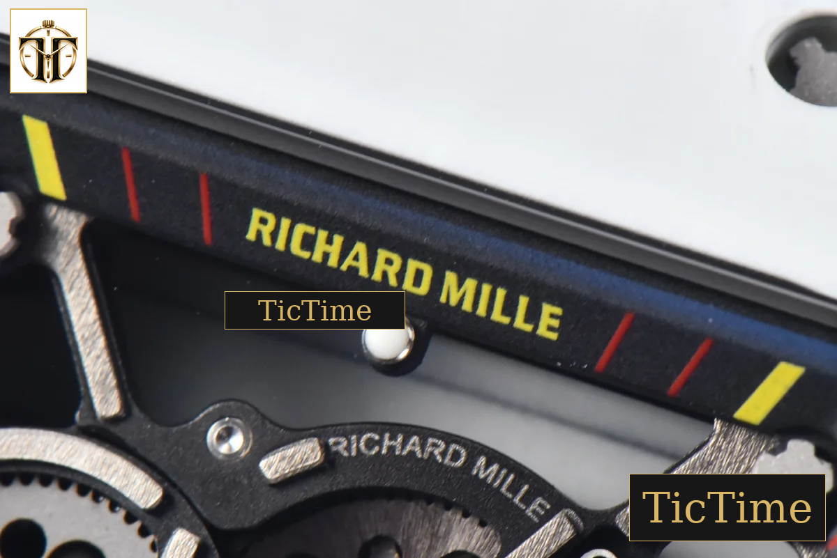 RM035-02 42mm T+F White Forged Carbon Skeleton Dial Red Crown Black Rubber Strap RMUL2 — foto 6