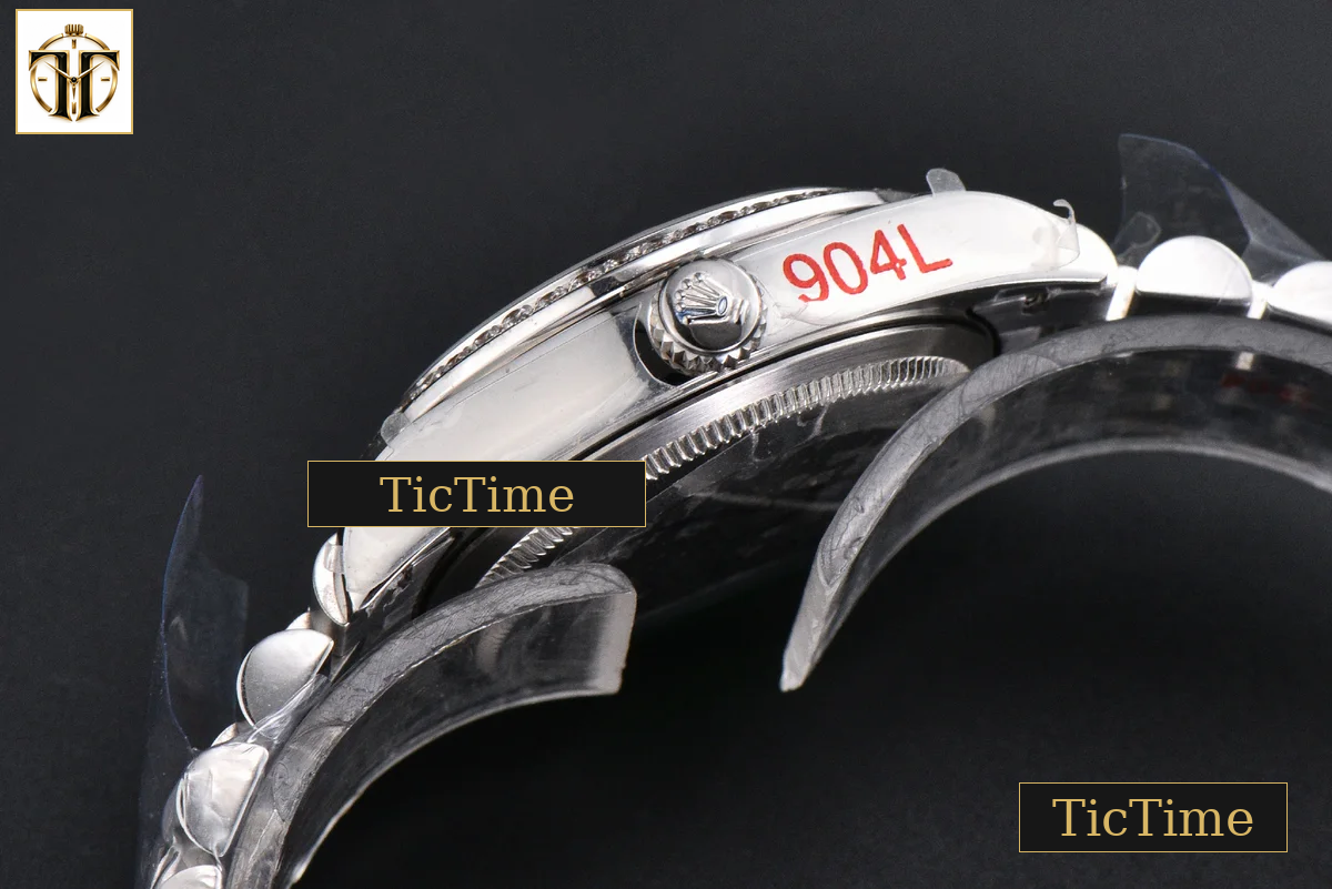 DateJust 904L 31mm GMF Diamond Bezel Red Dial Diamond Marker SS Jubilee Bracelet A2824 — foto 17