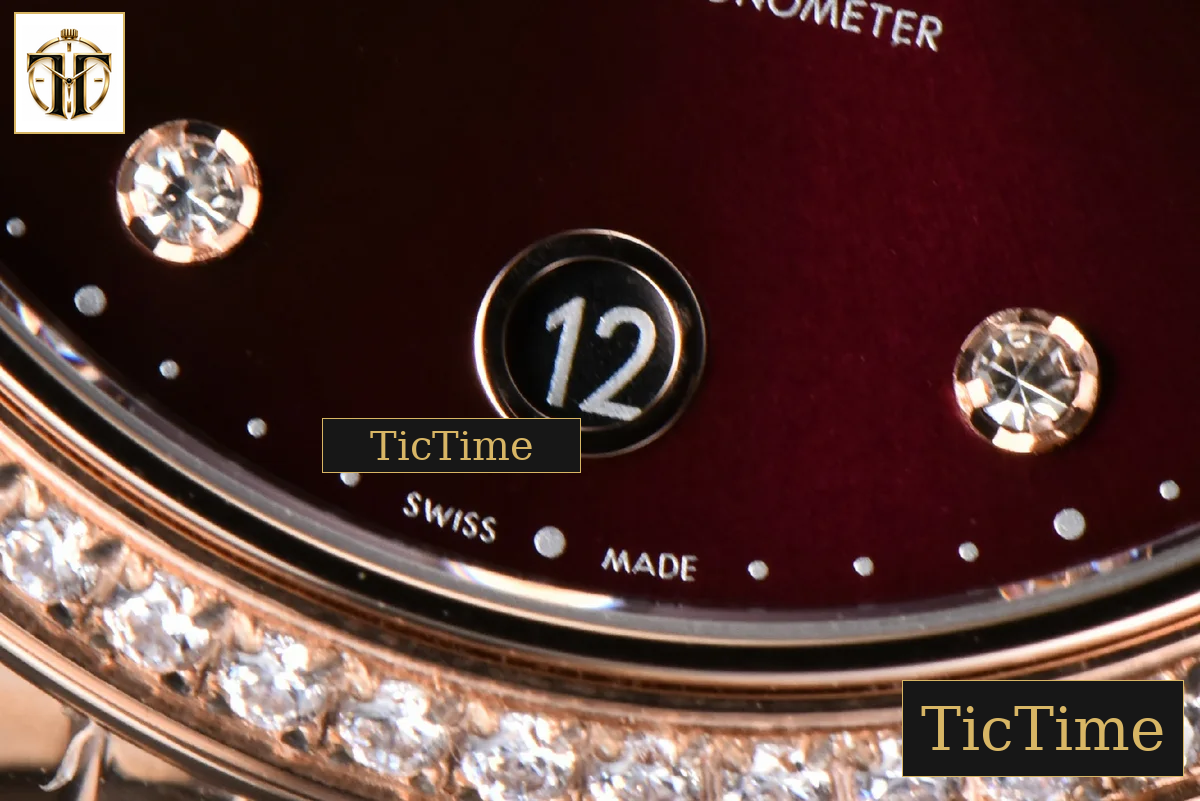 De Ville Ladies Prestige 34mm VSF White Diamond Bezel Purple Dial Diamond Roman Marker RG Bracelet A8800 — foto 8