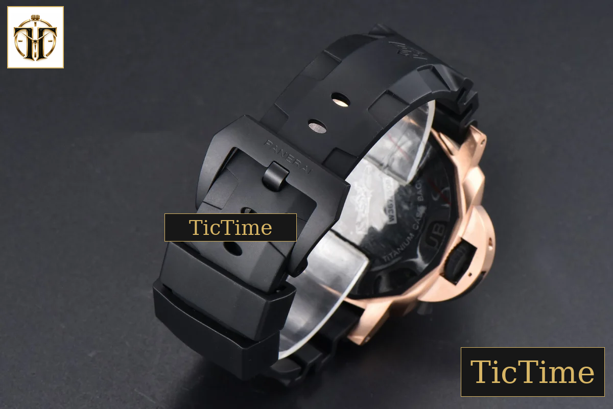 PAM1070 44mm VSF RG Sub Quaranta Black Dial Black Rubber Strap P900 — foto 17