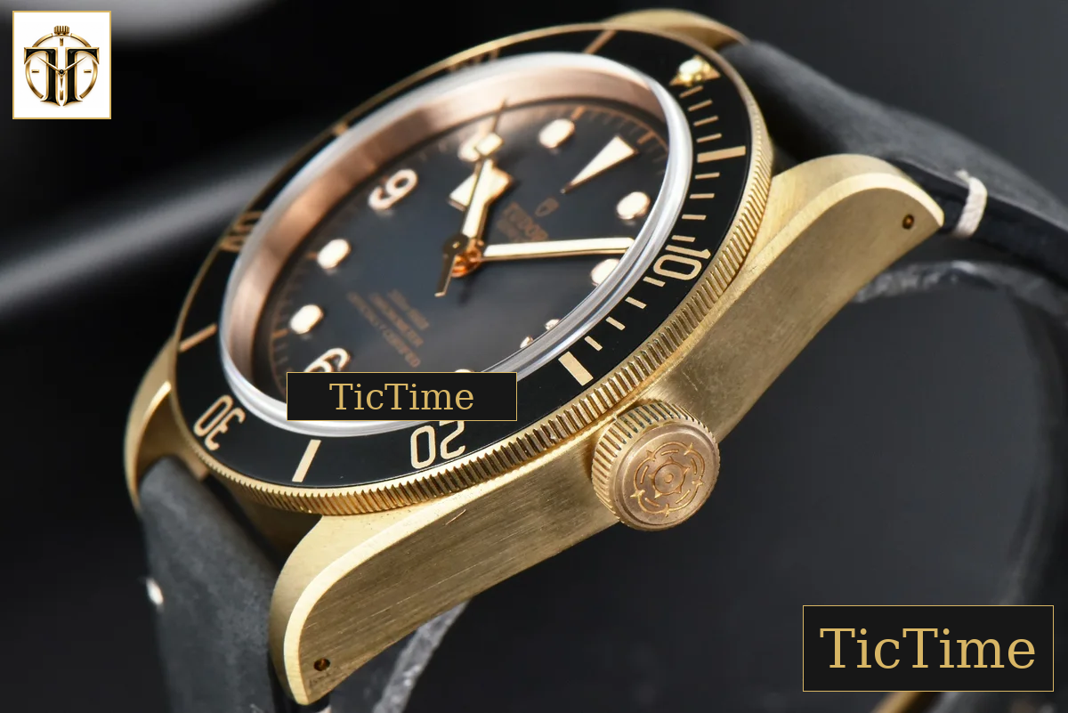 Heritage Black Bay 43mm XF Bronze Gray RG Black Dial Leather Strap V3 A5612 — foto 9