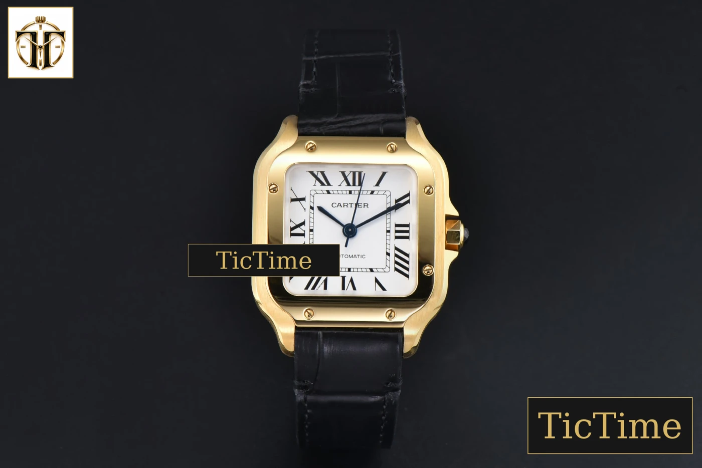 Vista frontal — Santos de Cartier Medium 35mm AF YG White Dial Black Leather Strap Miyota 9015
