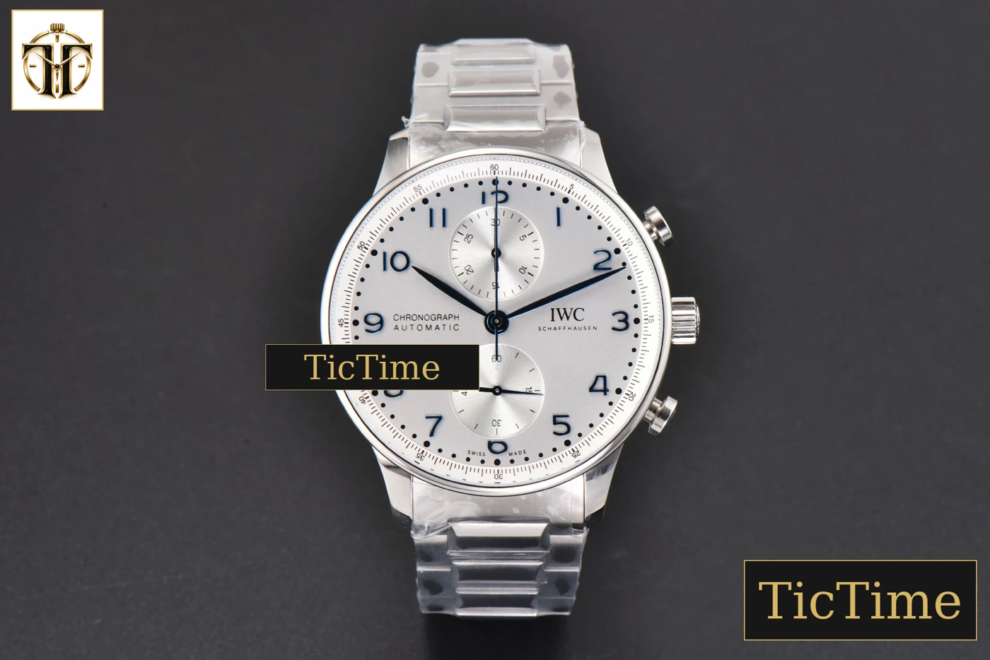 Vista frontal — Portuguese Chrono IW3716 41mm RSF White Dial Blue Hand SS Bracelet A7750