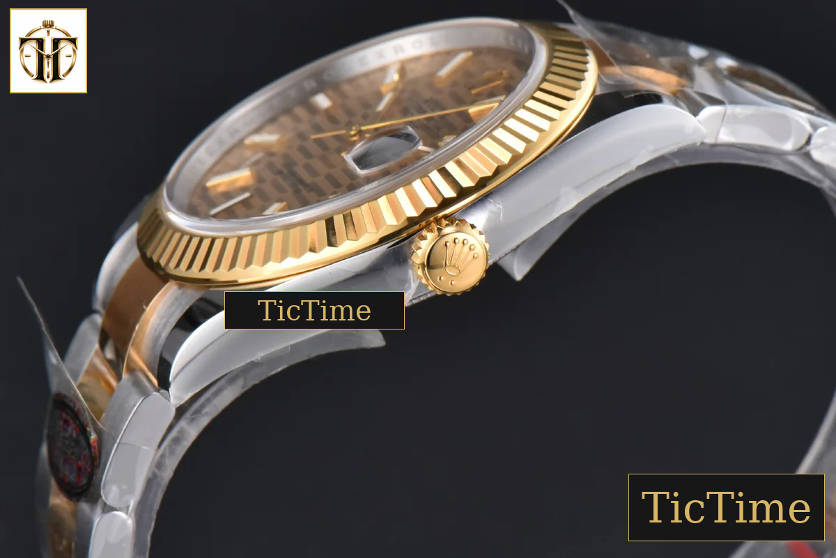 DateJust 126333 41mm Clean Factory YG/SS YG Motif Dial Oyster Bracelet VR3235 — foto 10