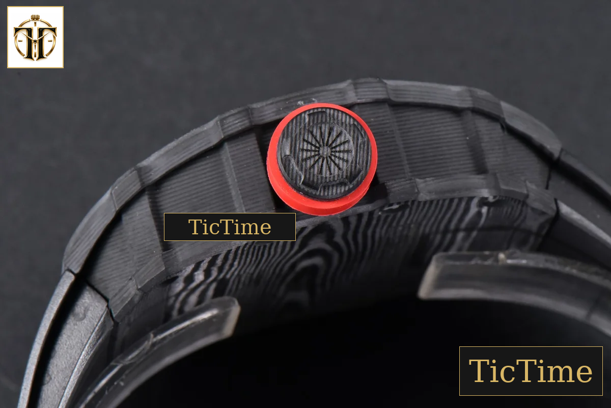 RM035-02 42mm T+F Black Forged Carbon Black Skeleton Dial Red Crown Black Rubber Strap RMUL2 — foto 16