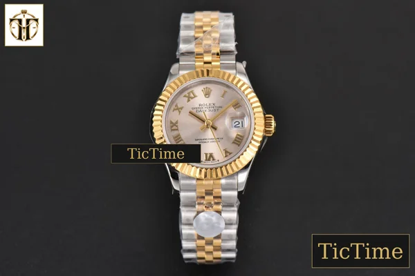 Foto frontal — DateJust Ladies 28mm WF YG/SS Silver Dial Roma Marker Jubilee Bracelet A2236