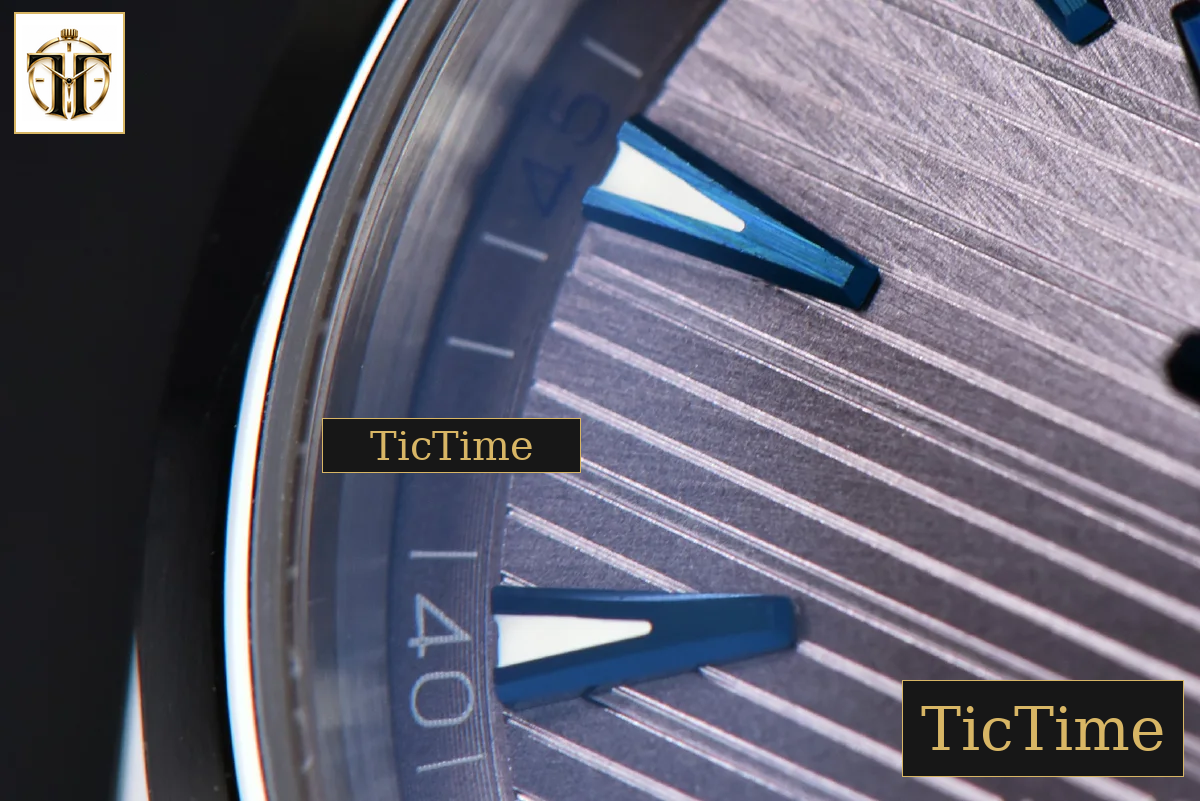 Aqua Terra 150M 41mm VSF Gray Dial Blue Hand SS Bracelet A8900 — foto 8