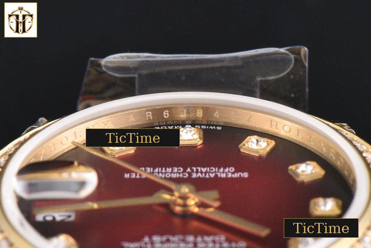 DateJust 31mm GMF YG Diamond Bezel Red Dial Diamond Marker President Bracelet A2824 — foto 14