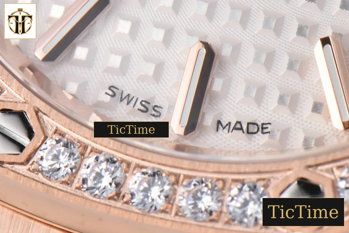 Royal Oak Ladies 67651OR 33mm ZF RG Diamond White Dial RG Bracelet Quartz — foto 9