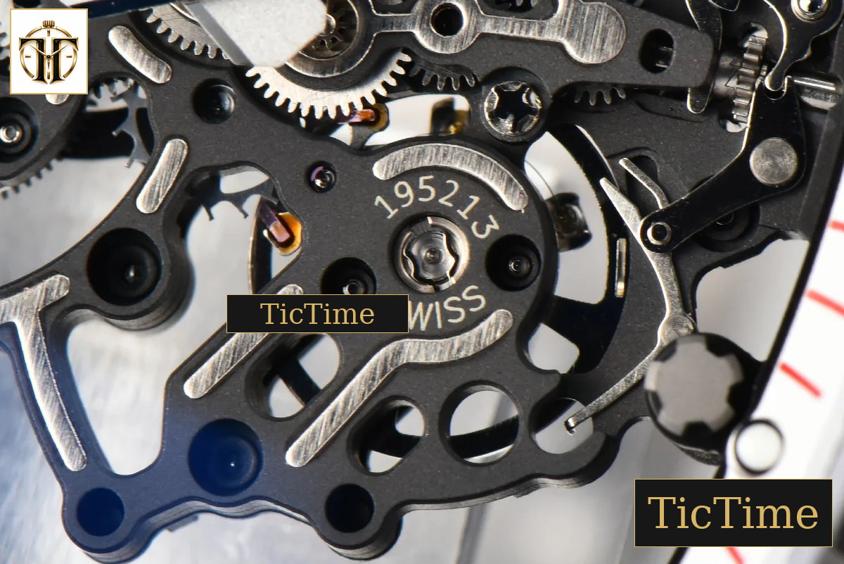 RM055 42.7mm APSF White Skeleton Dial Black Bezel Red Crown White Rubber Strap RMUL2 — foto 9