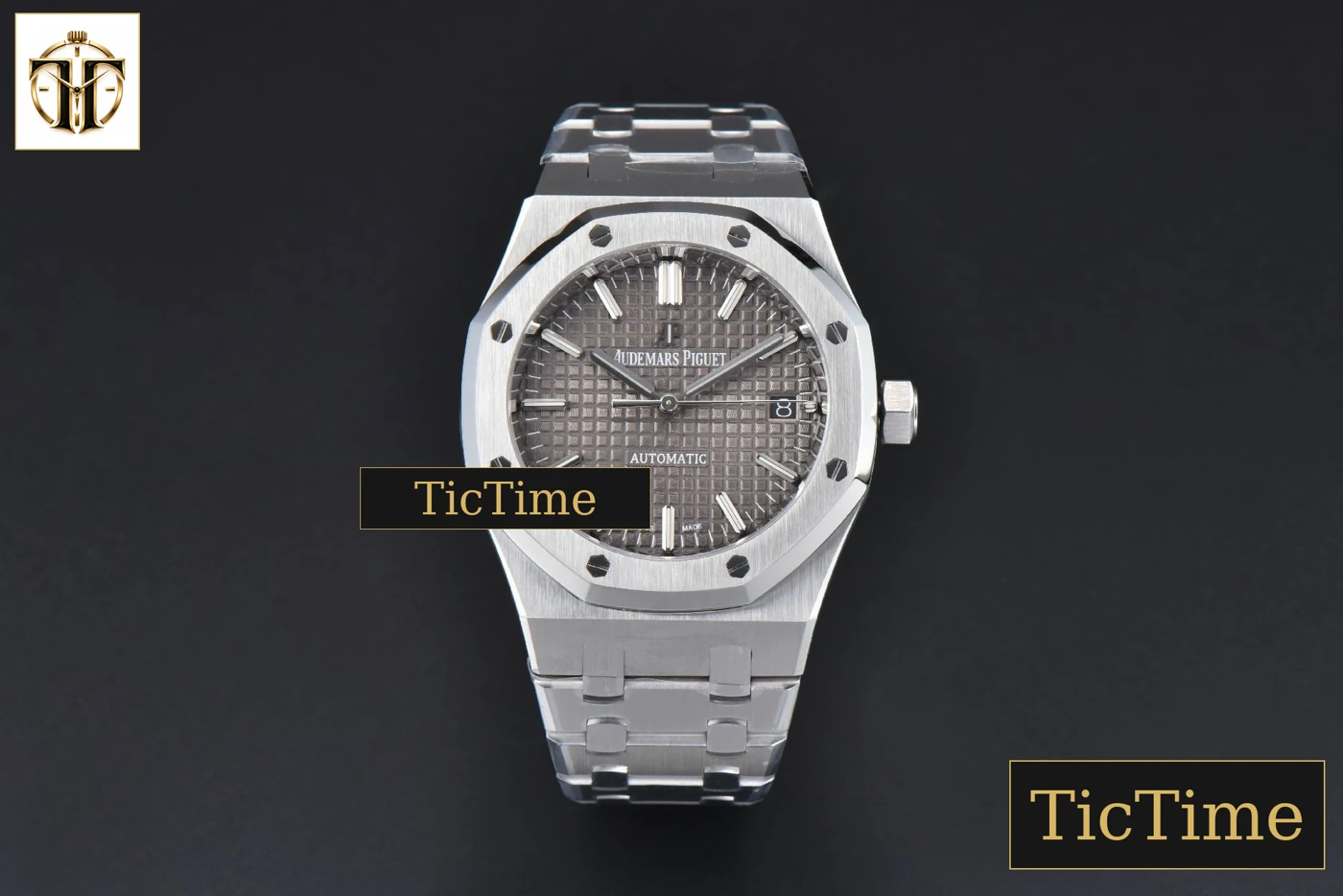 Vista frontal — Royal Oak 15450 37mm ZF Gray Textured Dial SS Bracelet SA3120