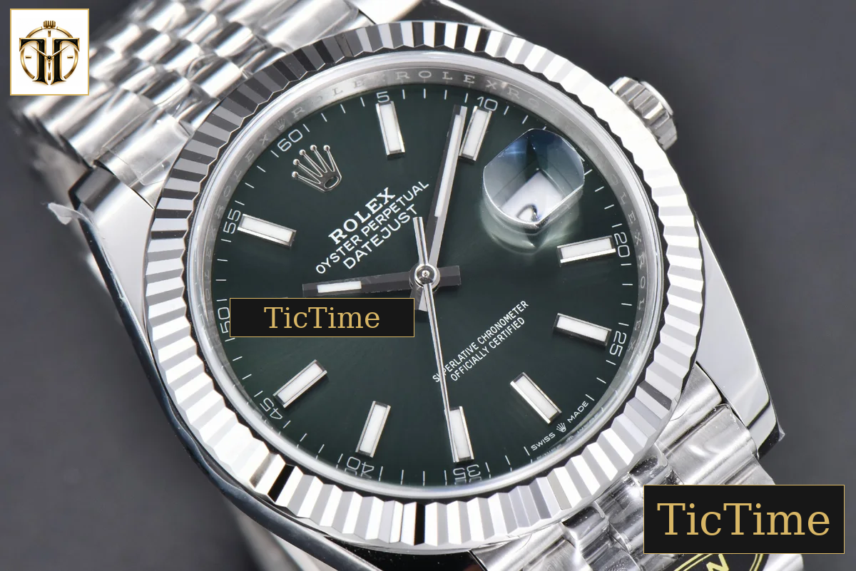 DateJust 904L Mint 126334 41mm Clean Factory Green Dial Jubilee Bracelet VR3235 — foto 12
