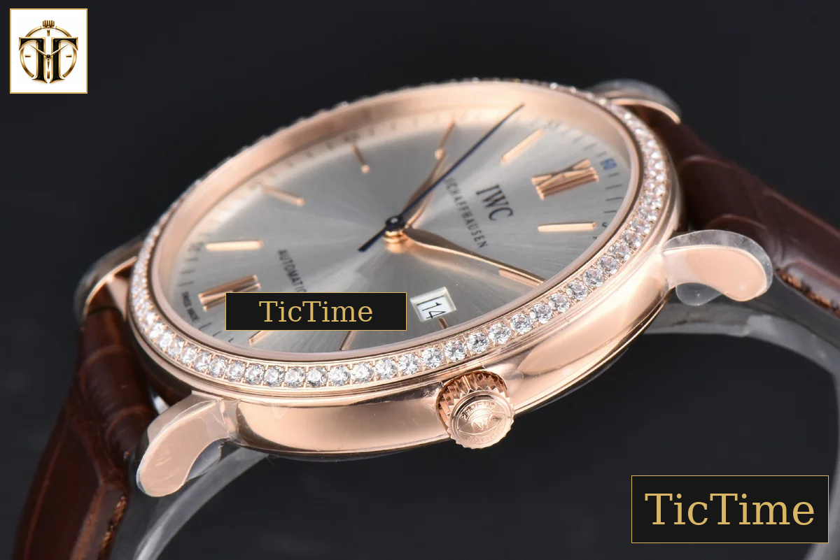 Portofino 40mm V7F RG Diamond Silver Dial RG Marker Brown Leather Strap A2892 — foto 11