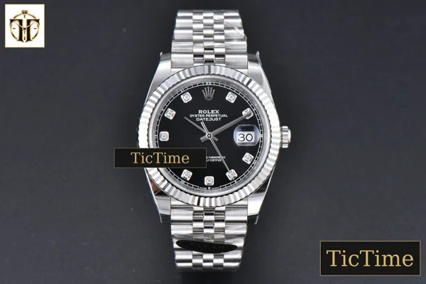 Foto frontal — DateJust 904L 126334 41mm CF Black Dial Diamond Marker Jubilee Bracelet VR3235