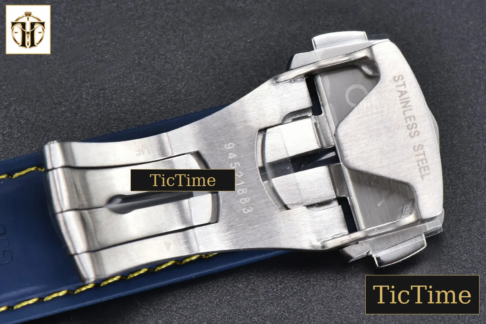 Aqua Terra 150M 41mm VSF SS Dark Blue Dial Yellow Hand Dark Blue Rubber Strap A8900 — foto 32