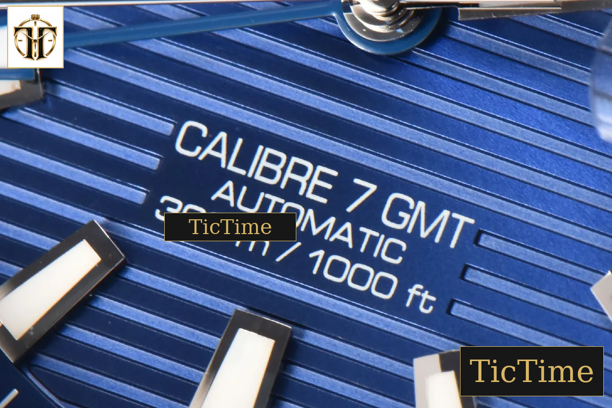 Aquaracer Calibre 5 GMT 43mm OF Blue/Black Bezel Blue Dial SS Bracelet SW200 — foto 11