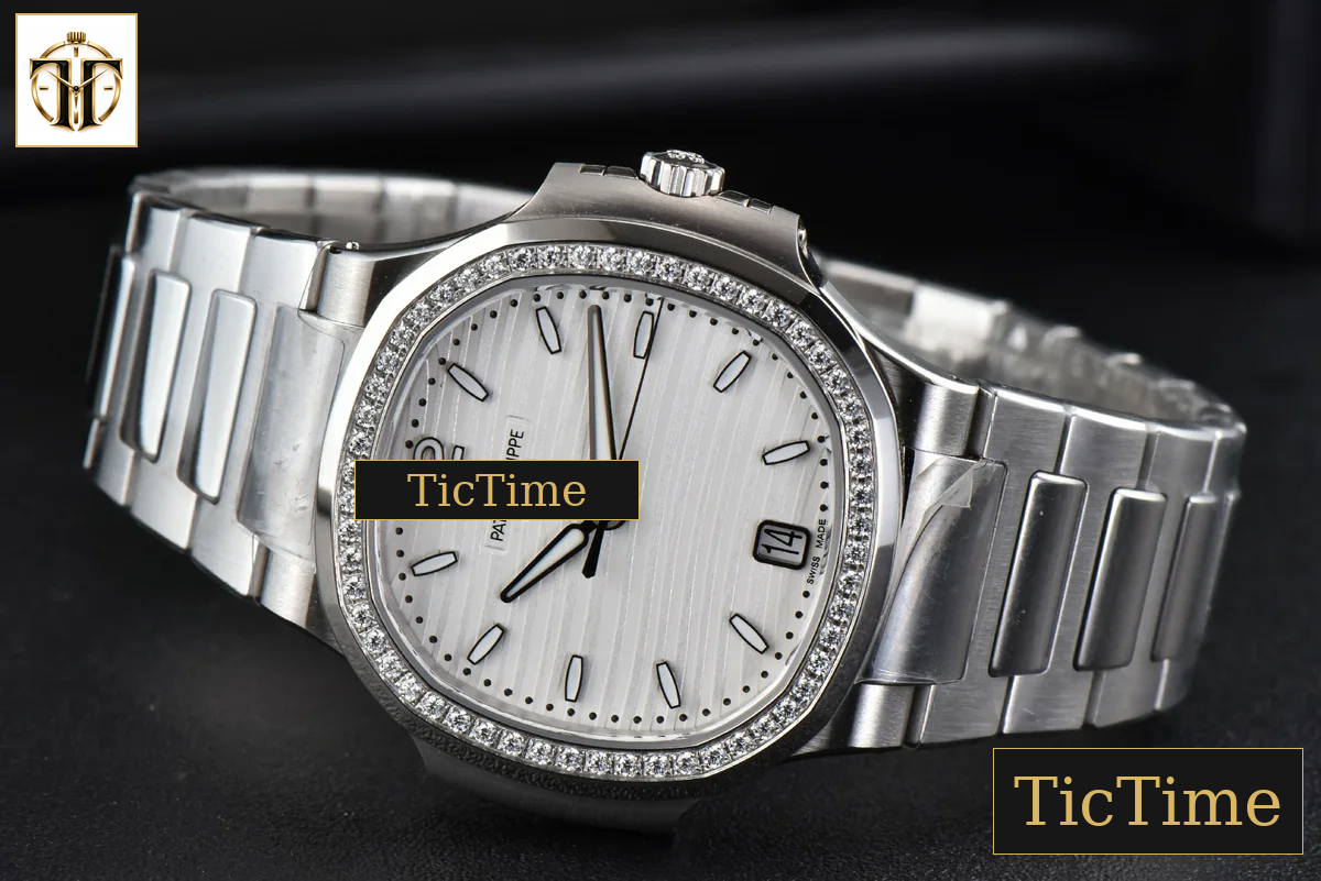 Nautilus Ladies 7118 35mm 3KF Diamond White Dial SS Bracelet 324CS — foto 5