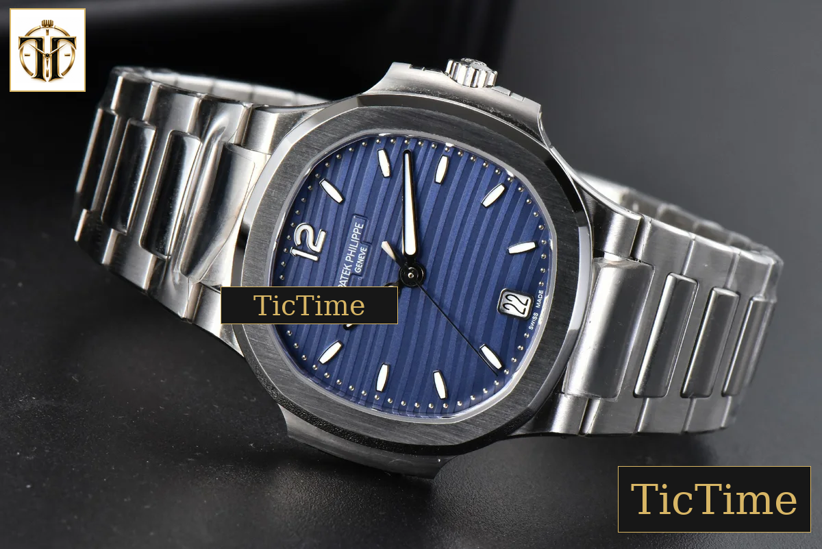 Nautilus Ladies 7118 35mm 3KF Blue Dial SS Bracelet A324 — foto 11