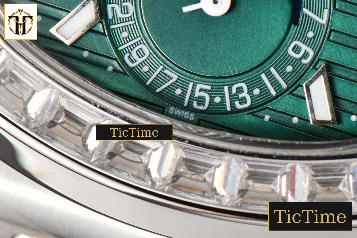 Nautilus 5740 40mm TWF Diamond Green Dial SS Bracelet A240 — foto 10