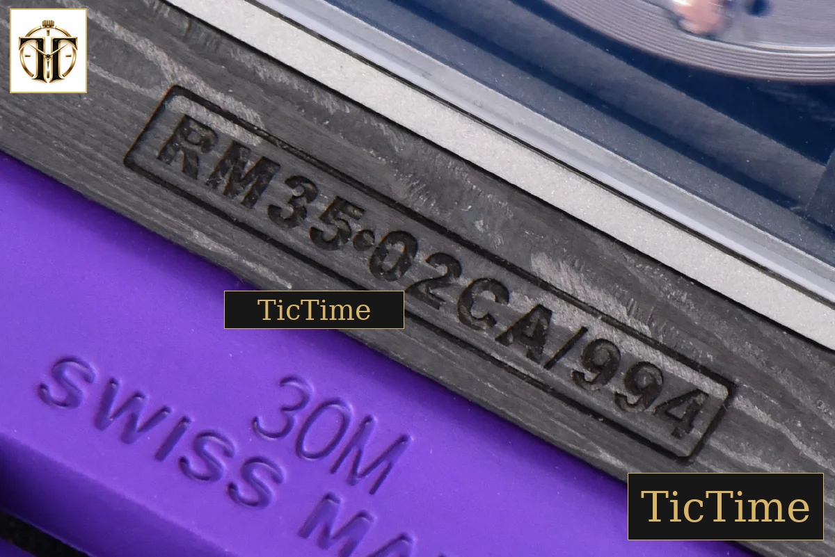 RM035-02 42mm T+F Black Forged Carbon Skeleton Dial Green Crown Purple Rubber Strap RMUL2 — foto 27