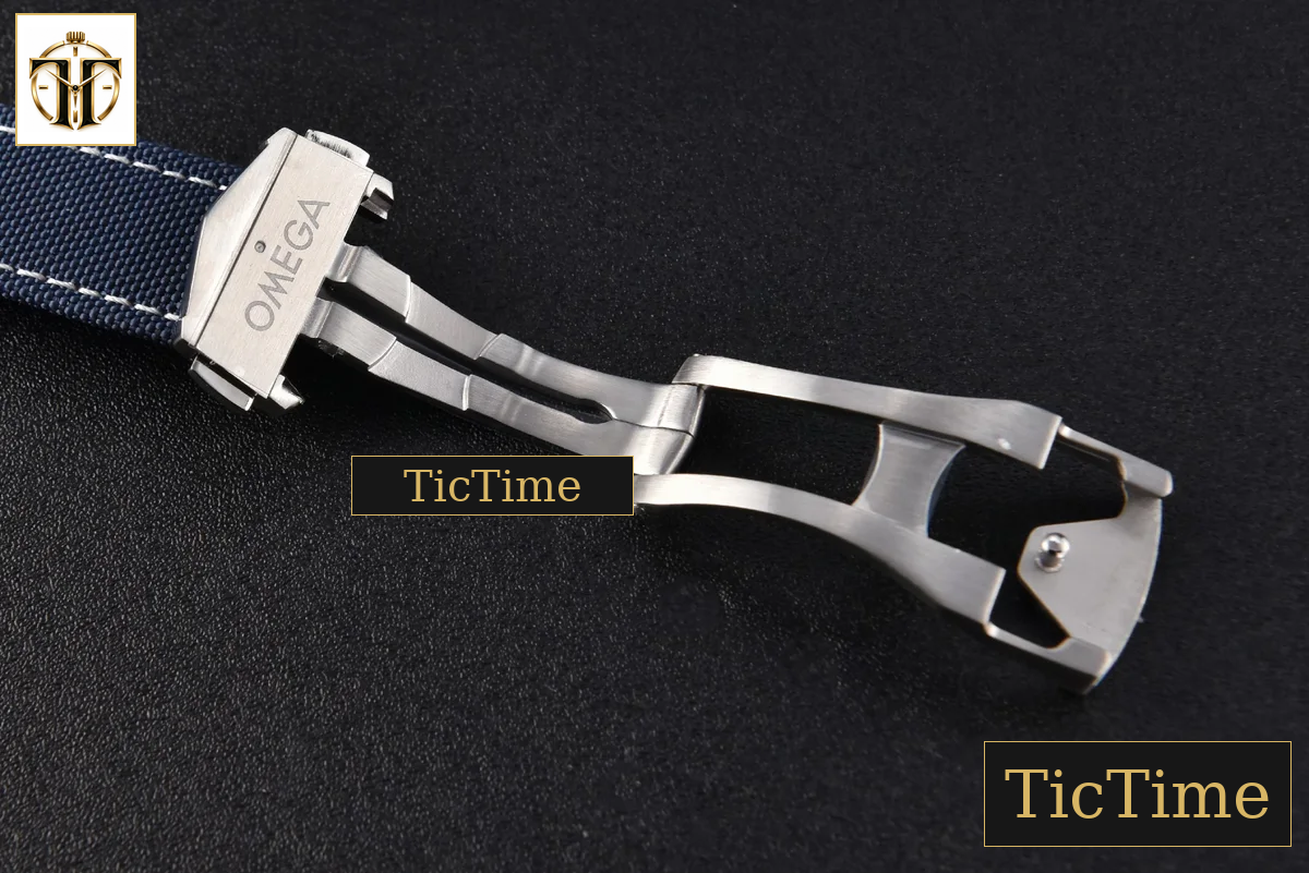 Aqua Terra 150M 41mm VSF White Wave Dial Silver Markers SS Bracelet A8500 — foto 26