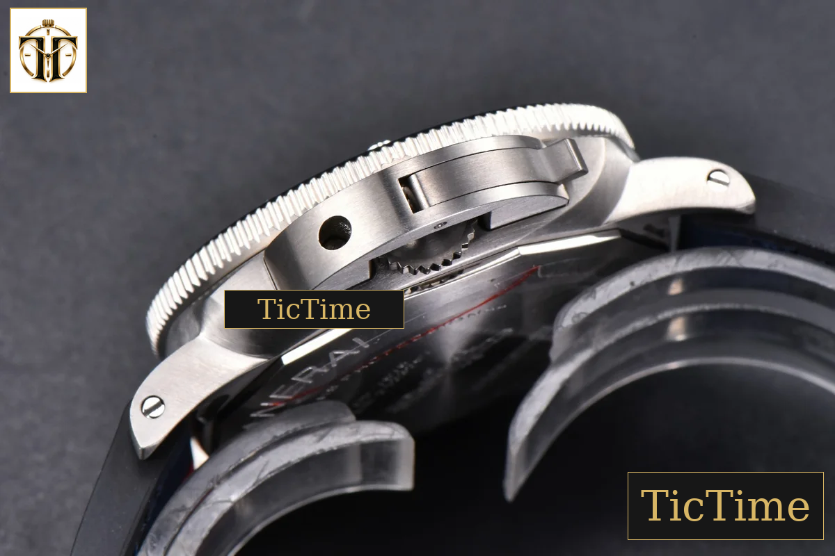 Submersible GMT Luna Rossa Ti PAM1507 42mm VSF Blue Dial Gummy Strap P900 — foto 15