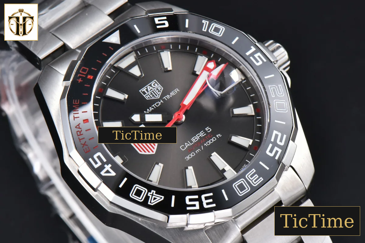 Aquaracer Calibre 5 43mm OF Black Dial Red Hands SS Bracelet Swiss SW200 — foto 13