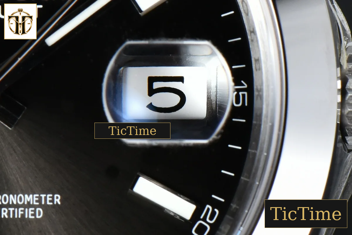 DateJust Smooth Bezel 126300 41mm VSF Black Dial Jubilee Bracelet VS3235 — foto 9
