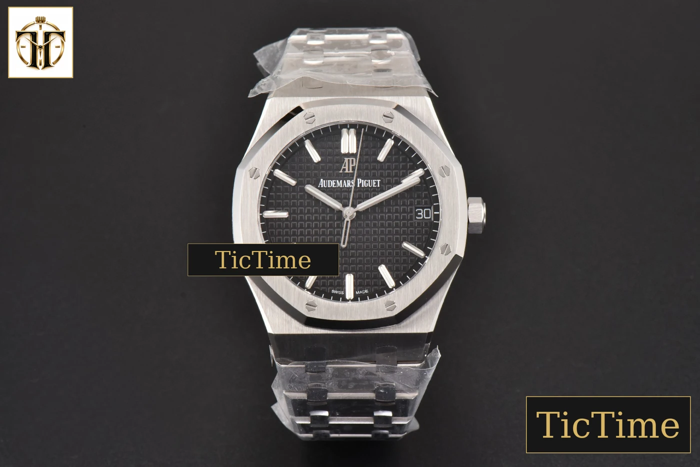 Vista frontal — Royal Oak 15500 41mm ZF Black Textured Dial SS Bracelet (V2 free sprung ) A4302