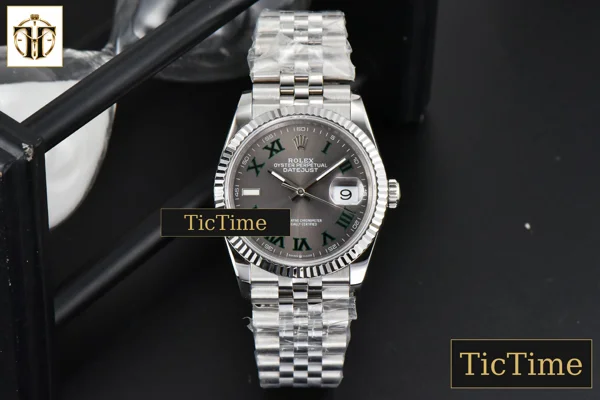 Foto frontal — DateJust Wimbledon 36mm BPF Gray Dial Green Roma Marker Jubilee Bracelet A2824