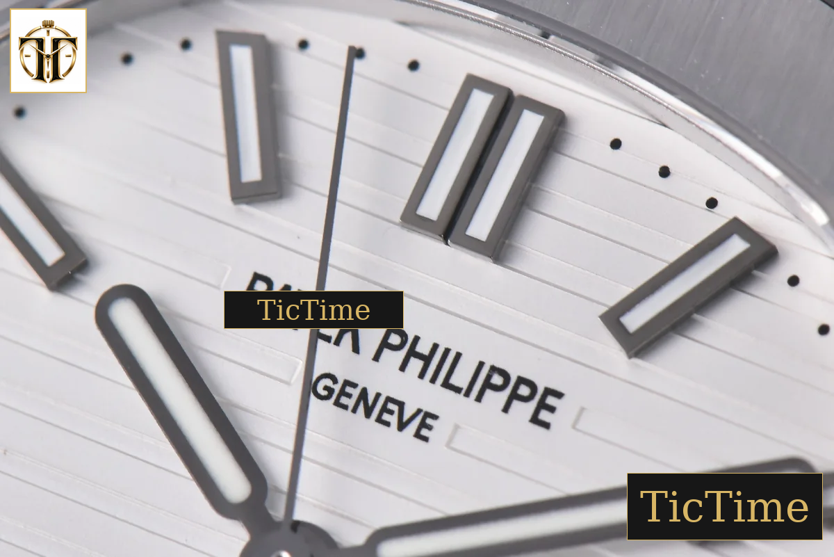 Nautilus 5711 40mm 3KF White Dial SS Bracelet V3 A324 — foto 14