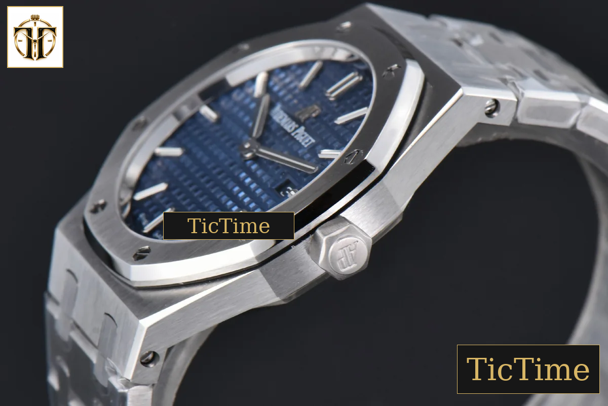 Royal Oak Ladies 67650ST 33mm ZF SS Blue Dial SS Bracelet Quartz — foto 11